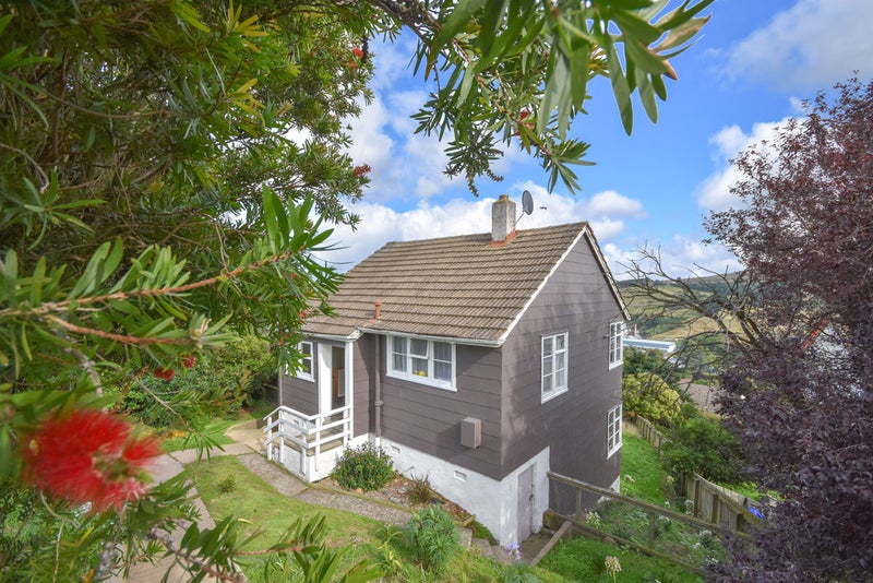 44 Columba Avenue, Calton Hill, Dunedin - Carousel 1