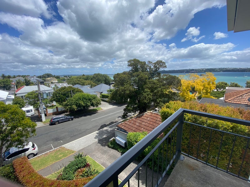 9/59 Sentinel Road, Herne Bay, Auckland - Carousel 1