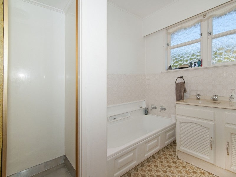 216 Dowse Drive, Maungaraki, Lower Hutt - Carousel 20