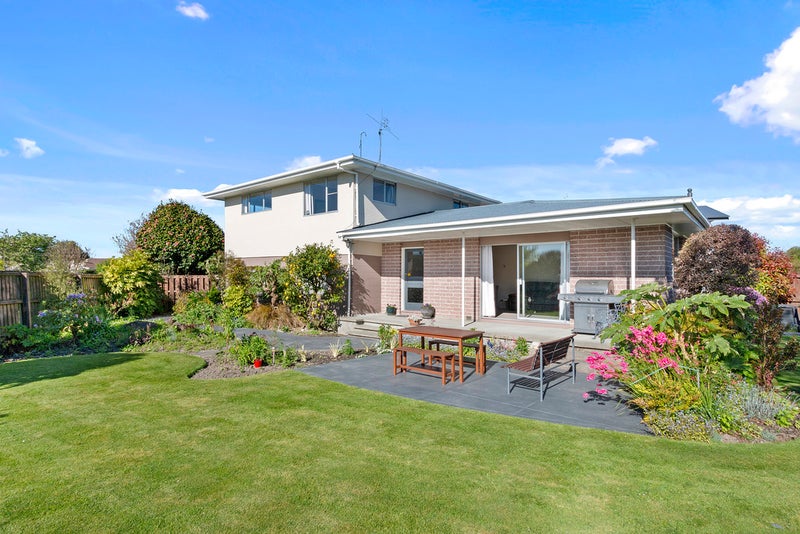 11 Claydon Place, Dallington, Christchurch - Carousel 1