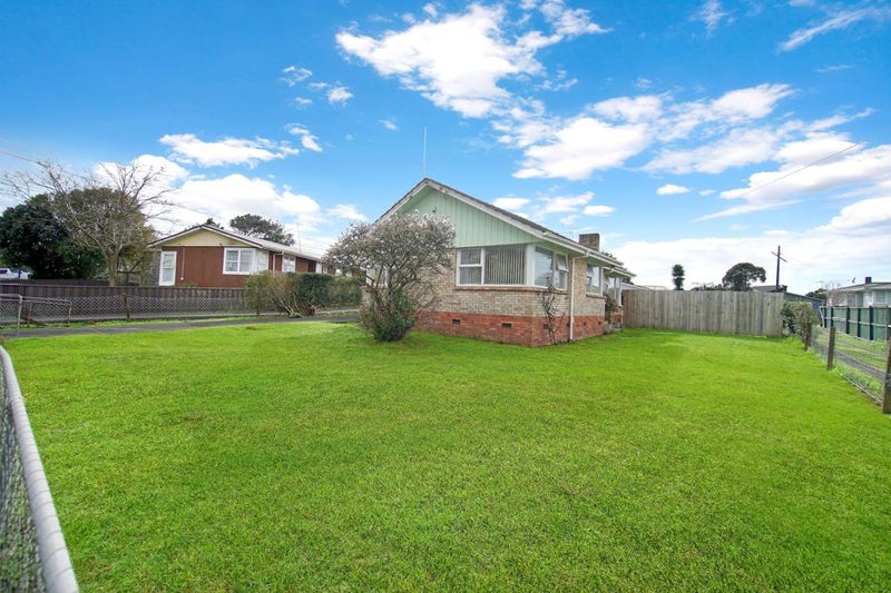 34 Ferguson Street, Manurewa East, Auckland - Carousel 2