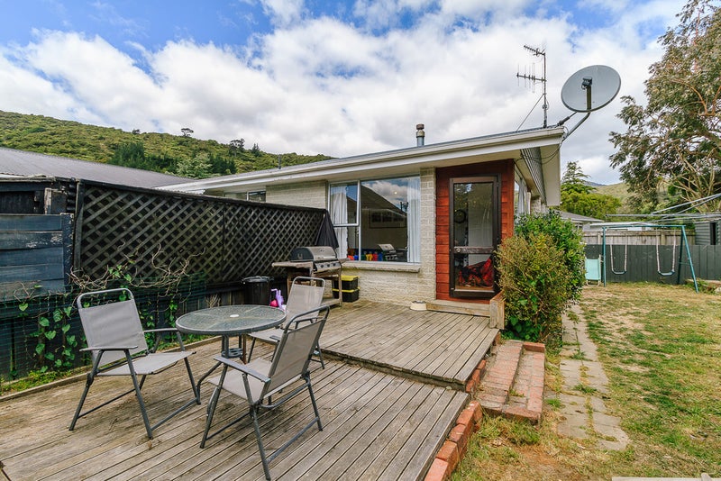 2/33 Parenga Street, Wainuiomata, Lower Hutt - Carousel 2