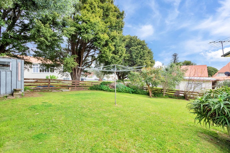 3 Puriri Street, Helensville, Helensville - Carousel 2