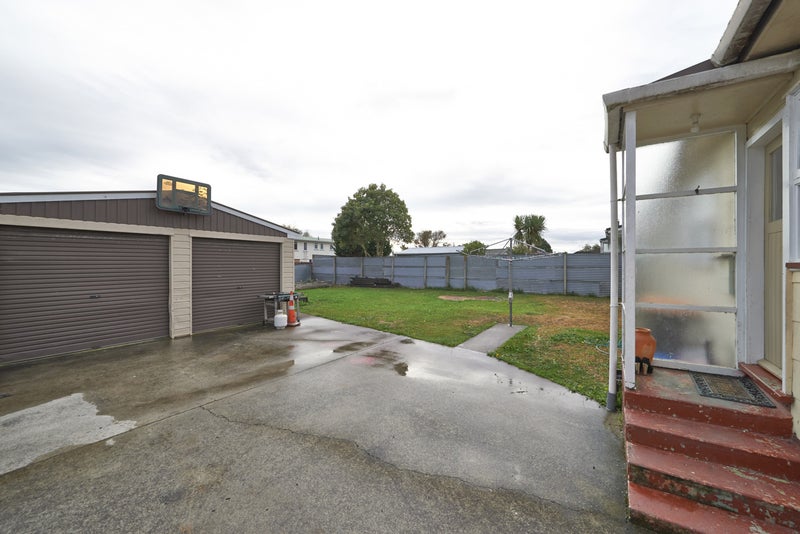 12 Exeter Crescent, Takaro, Palmerston North - Carousel 11