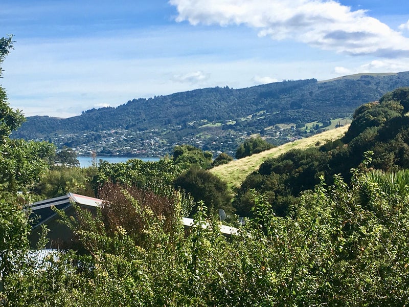 71 Greenacres Street, Macandrew Bay, Dunedin - Carousel 1