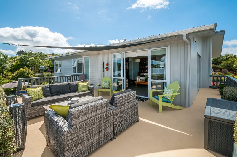 28 Oakleigh Street, Maungaraki, Lower Hutt - Carousel 2