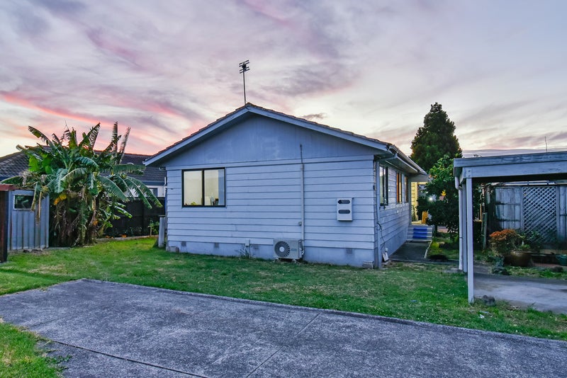 2/12 Taitimu Drive, Weymouth, Auckland - Carousel 2