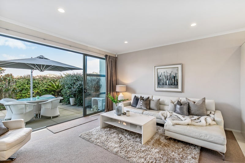 74 Barbarich Drive, Stonefields, Auckland - Carousel 1