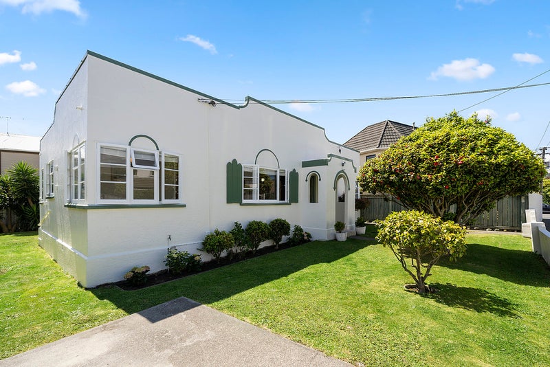 71 Strathavon Road, Miramar, Wellington - Carousel 2