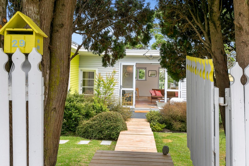 29 Seaside Avenue, Waterview, Auckland - Carousel 2