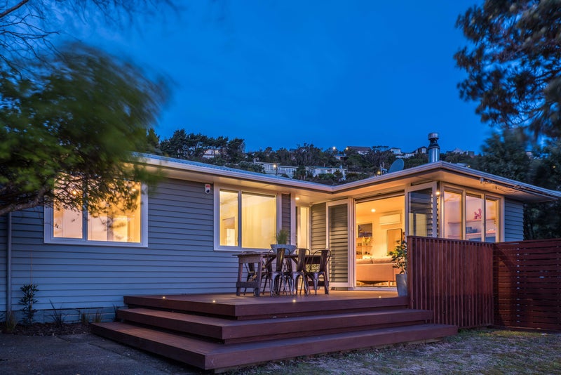 8 Huntingdon Street, Northland, Wellington - Carousel 1