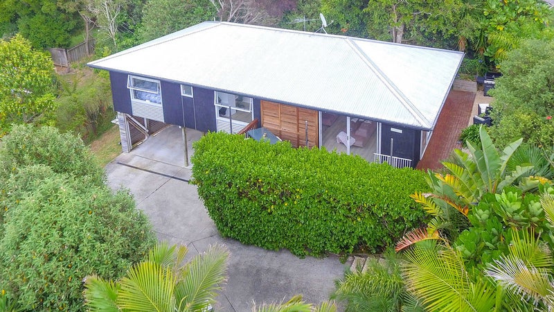 92 Brian Crescent, Stanmore Bay, Whangaparaoa - Carousel 1