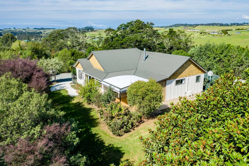 235 Devich Road, Kaiwaka - Carousel 1