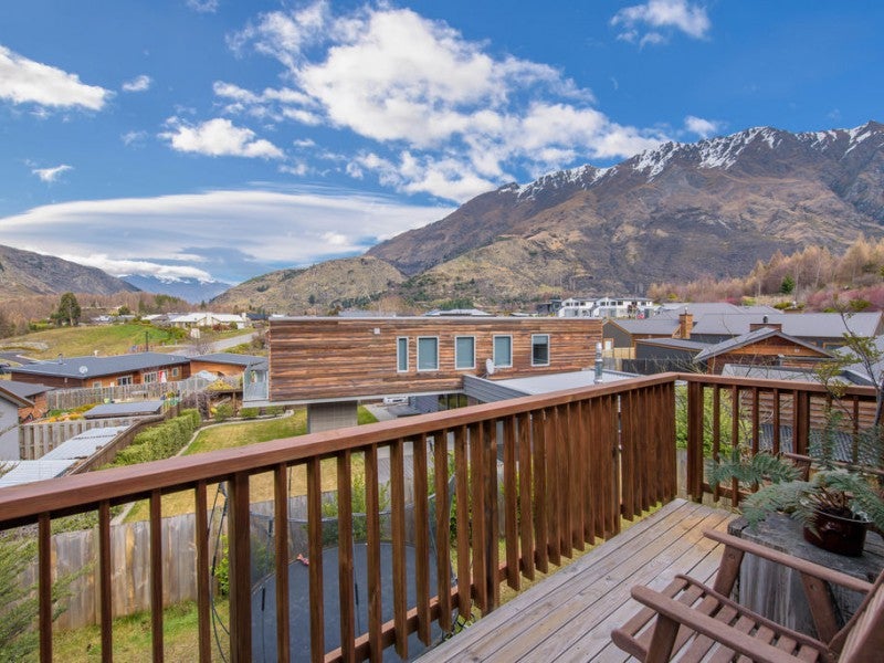 4 Atley Road, Arthurs Point, Queenstown - Carousel 1