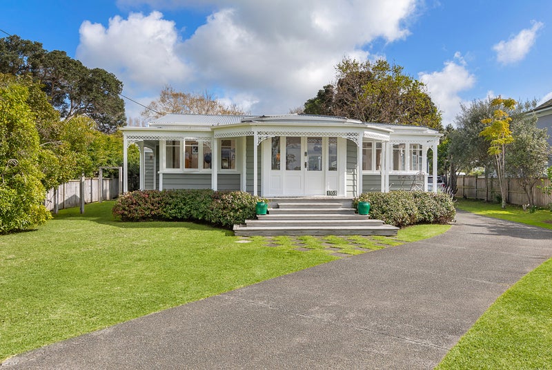 108 Ladies Mile, Manly, Whangaparaoa - Carousel 1