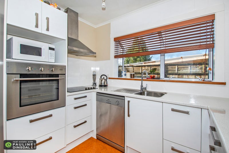 22 Grant Street, Kamo, Whangarei - Carousel 2