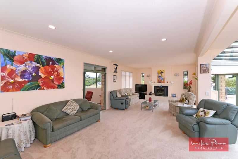 42 Brooks View Heights, Tasman, Upper Moutere - Carousel 24