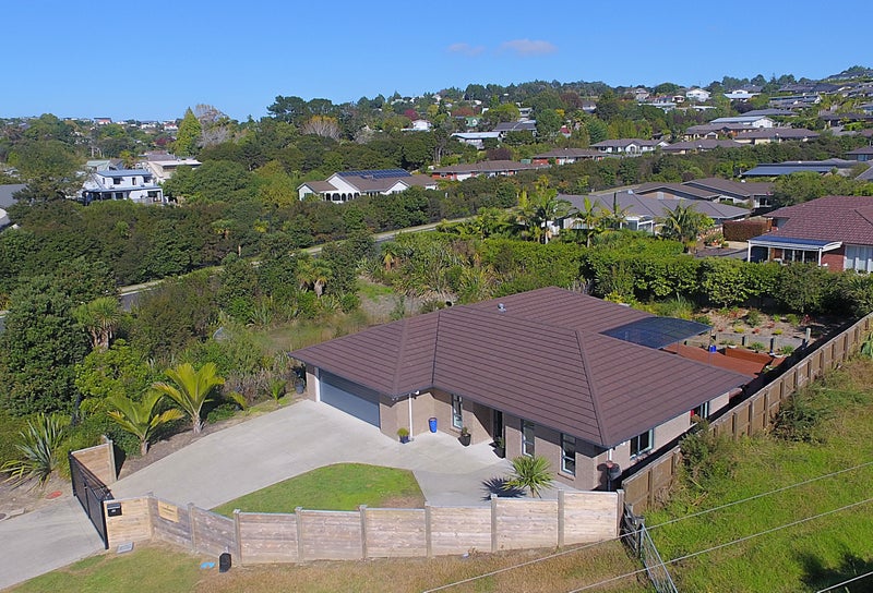 38 Otanerua Road, Hatfields Beach, Orewa - Carousel 1