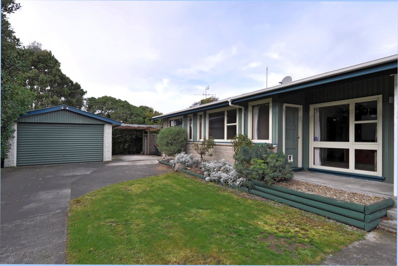 8 Otaki Place, North New Brighton, Christchurch - Carousel 1