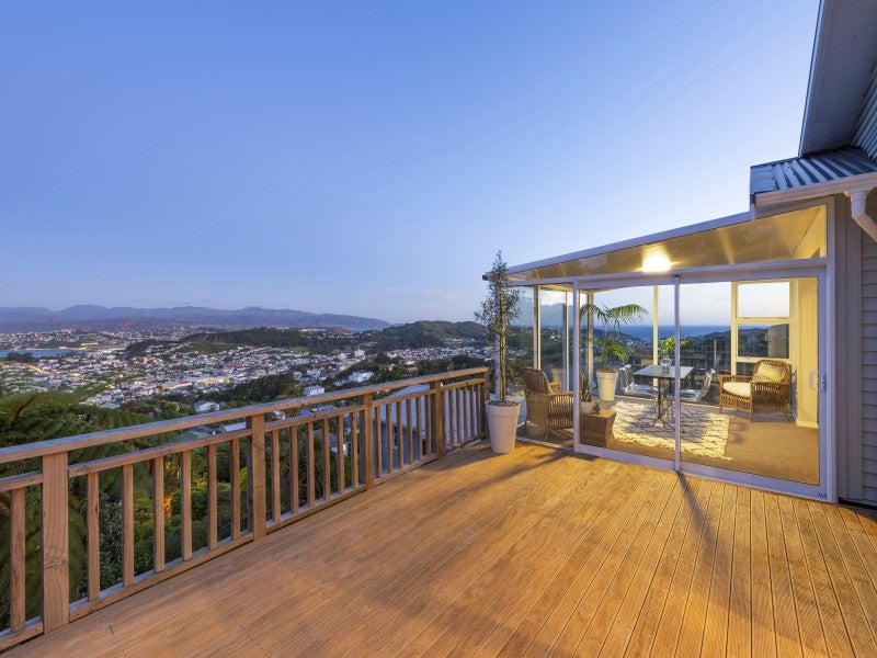 47 Whaui Street, Vogeltown, Wellington - Carousel 1