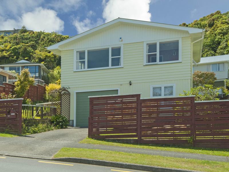 49 Mulberry Street, Maungaraki, Lower Hutt - Carousel 2