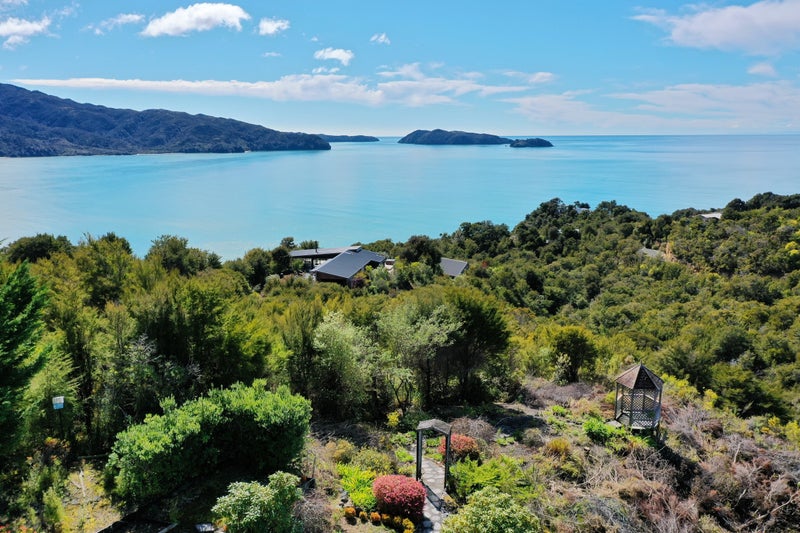 20 Gannet Heights, Kaiteriteri, Motueka - Carousel 1