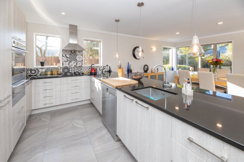 136 Rothesay Road, Parklands, Christchurch - Carousel 1