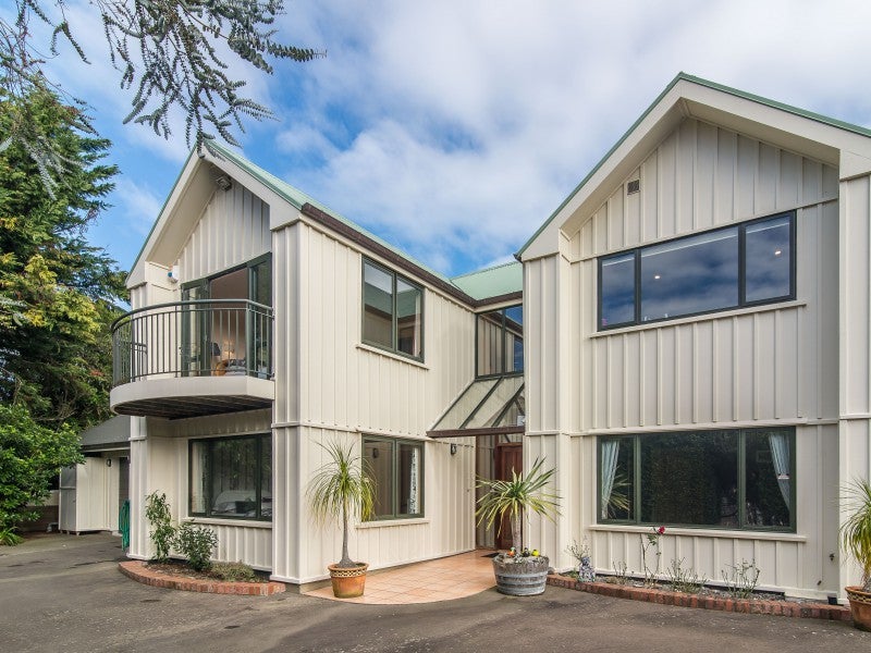 12 Conifer Court, Raumati Beach, Paraparaumu - Carousel 1