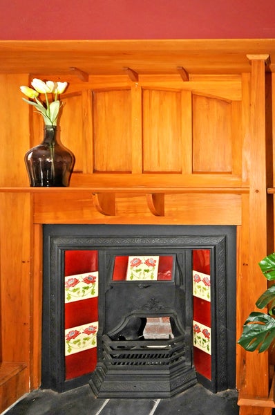 13 Moa Street, Alicetown, Lower Hutt - Carousel 24