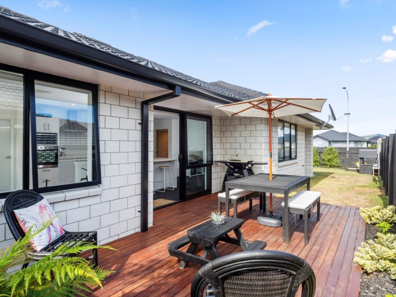 44 Kuru Place, Papamoa - Carousel 2