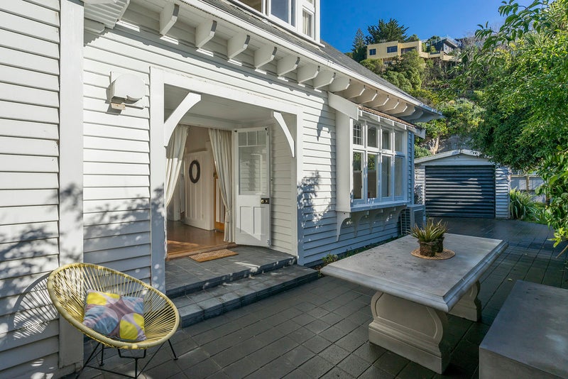 11 Nayland Street, Clifton, Christchurch - Carousel 2