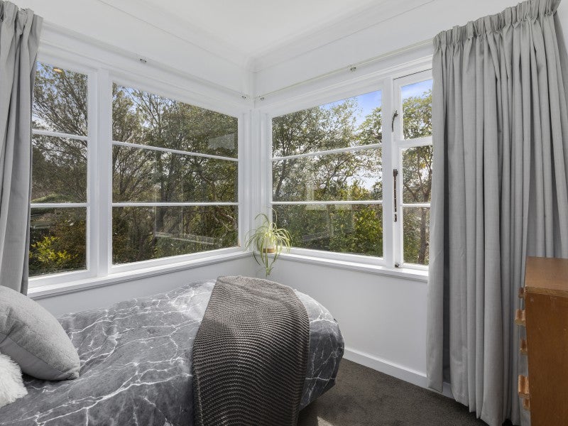 13 Kopara Grove, Stokes Valley, Lower Hutt - Carousel 2