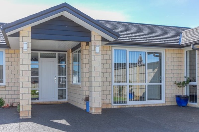 23 Ashwick Terrace, Huntington, Hamilton - Carousel 1