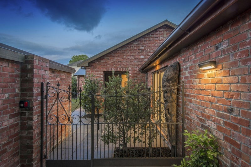 110 Bryndwr Road, Bryndwr, Christchurch - Carousel 1