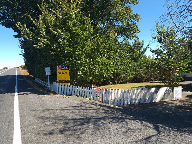 2215 State Highway 2, Pokeno - Carousel 7