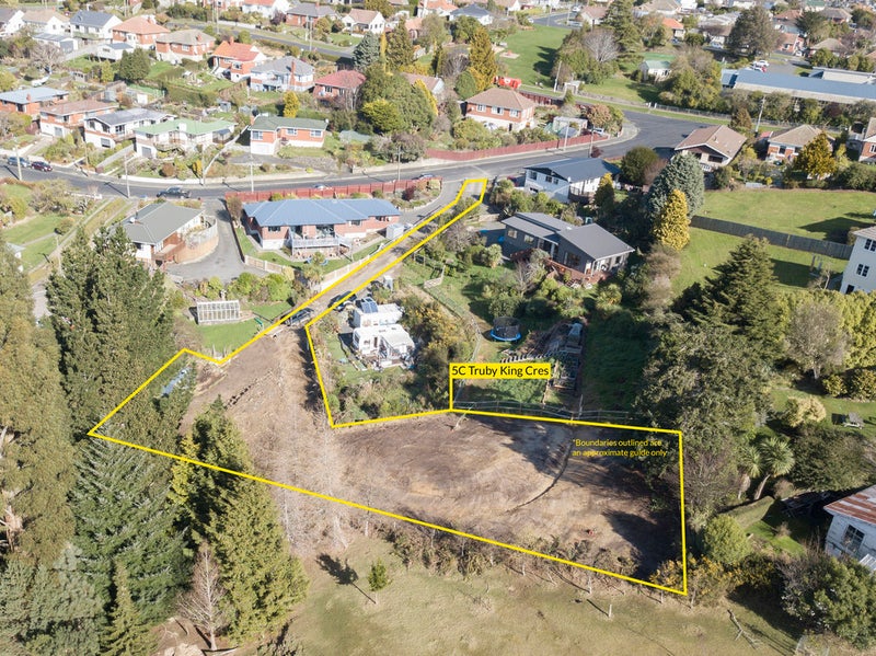 5C Truby King Crescent, Liberton, Dunedin - Carousel 1