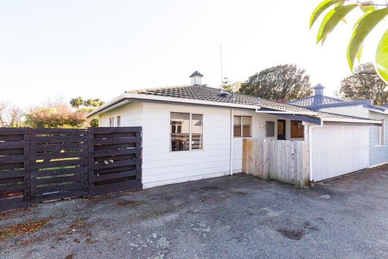 13A Colombo Street, Hokowhitu, Palmerston North - Carousel 2