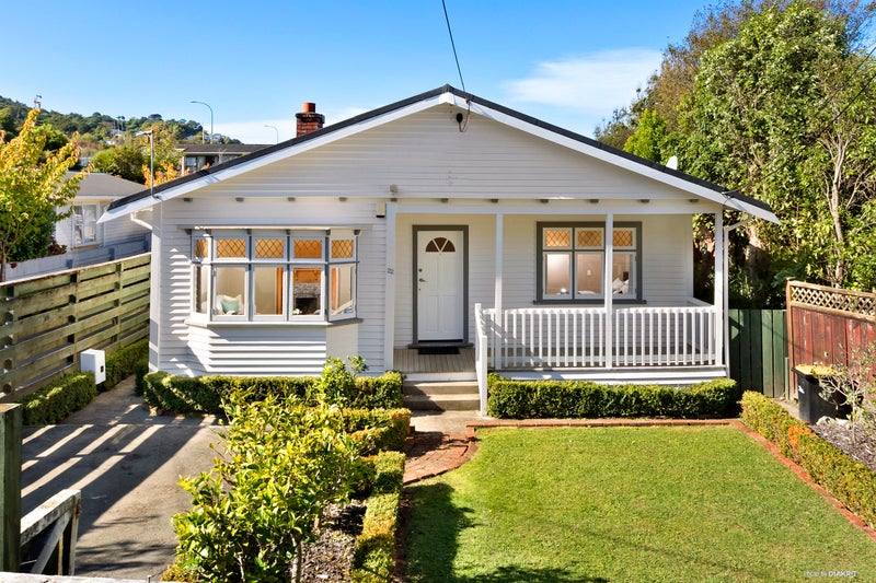 22 Chamberlain Road, Karori, Wellington - Carousel 1
