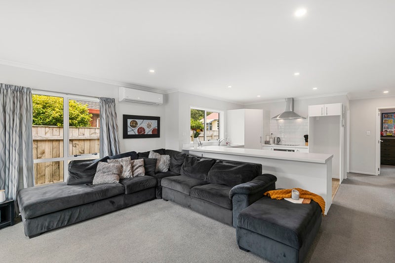 8 st michaels lane, TAITA, LOWER HUTT - Carousel 1