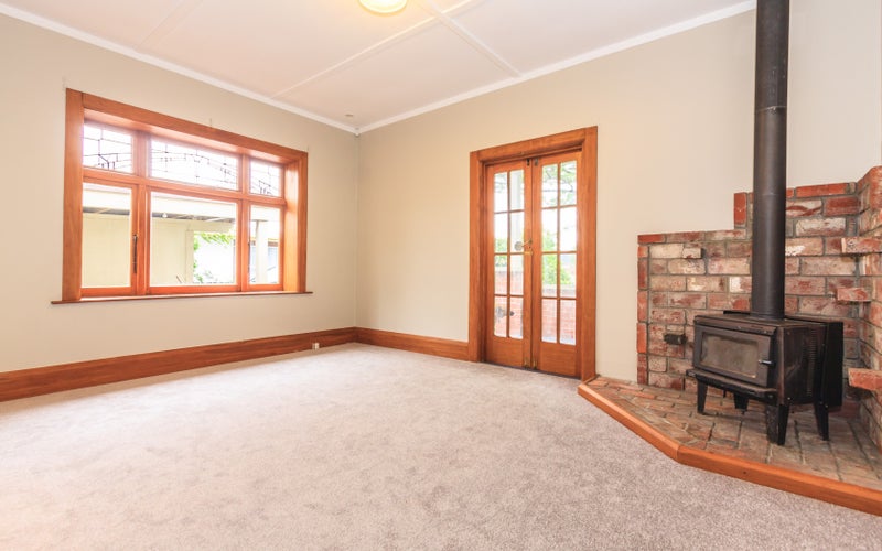 6 Clausen Street, Takaro, Palmerston North - Carousel 18