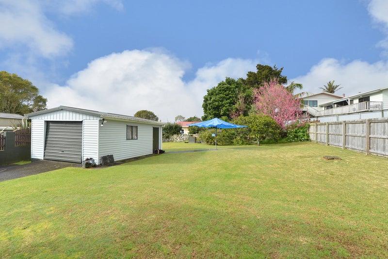 10 Cambridge Street, Kamo, Whangarei - Carousel 2