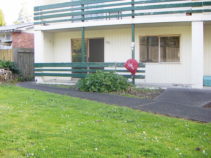 4/30 Fairview Road, Mount Eden, Auckland - Carousel 1