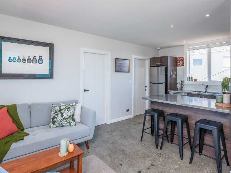10/76 Freyberg Street, Lyall Bay, Wellington - Carousel 1