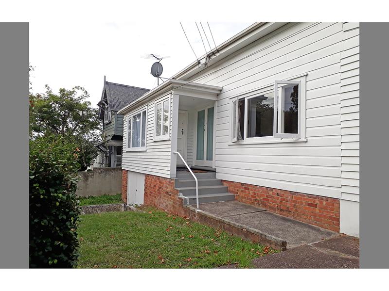 35 Curran Street, Herne Bay, Auckland - Carousel 13