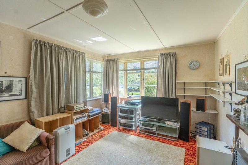 48 Mungavin Avenue, Ranui, Porirua - Carousel 2