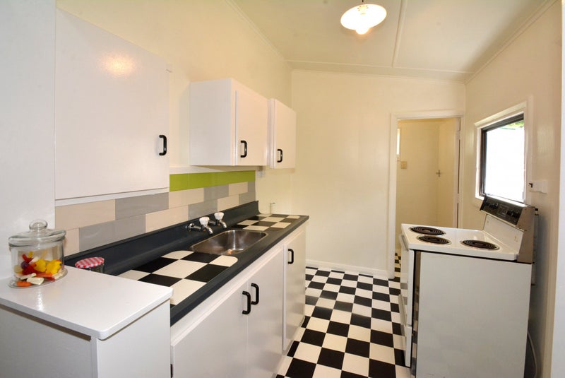 78 Glen Road, The Glen, Dunedin - Carousel 2