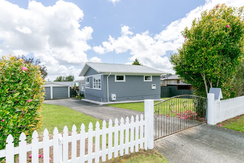 82 Amanda Avenue, Dinsdale, Hamilton - Carousel 2