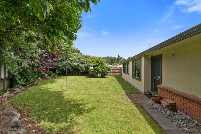 5 Capricorn Place, Kawaha Point, Rotorua - Carousel 22