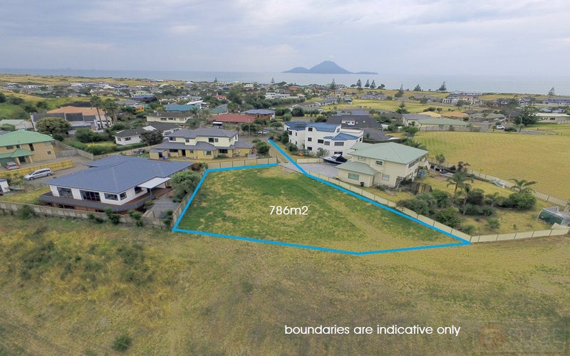 15 Panorama Place, Coastlands, Whakatane - Carousel 1