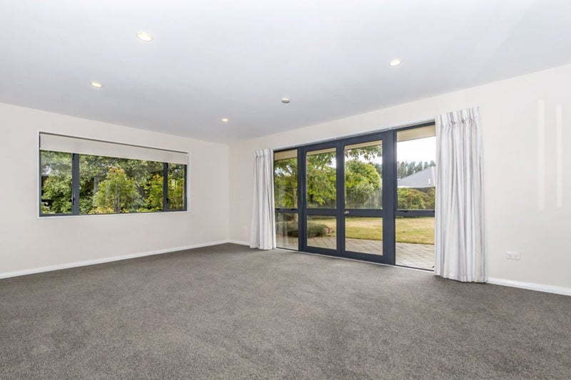 17 Monterey Place, Parklands, Christchurch - Carousel 2